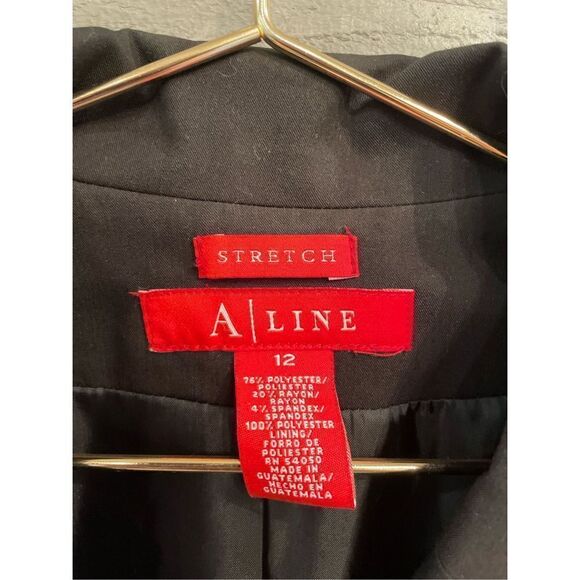 A Line stretch 12 black polyester tailored 2 button blazer - Picture 3 of 5